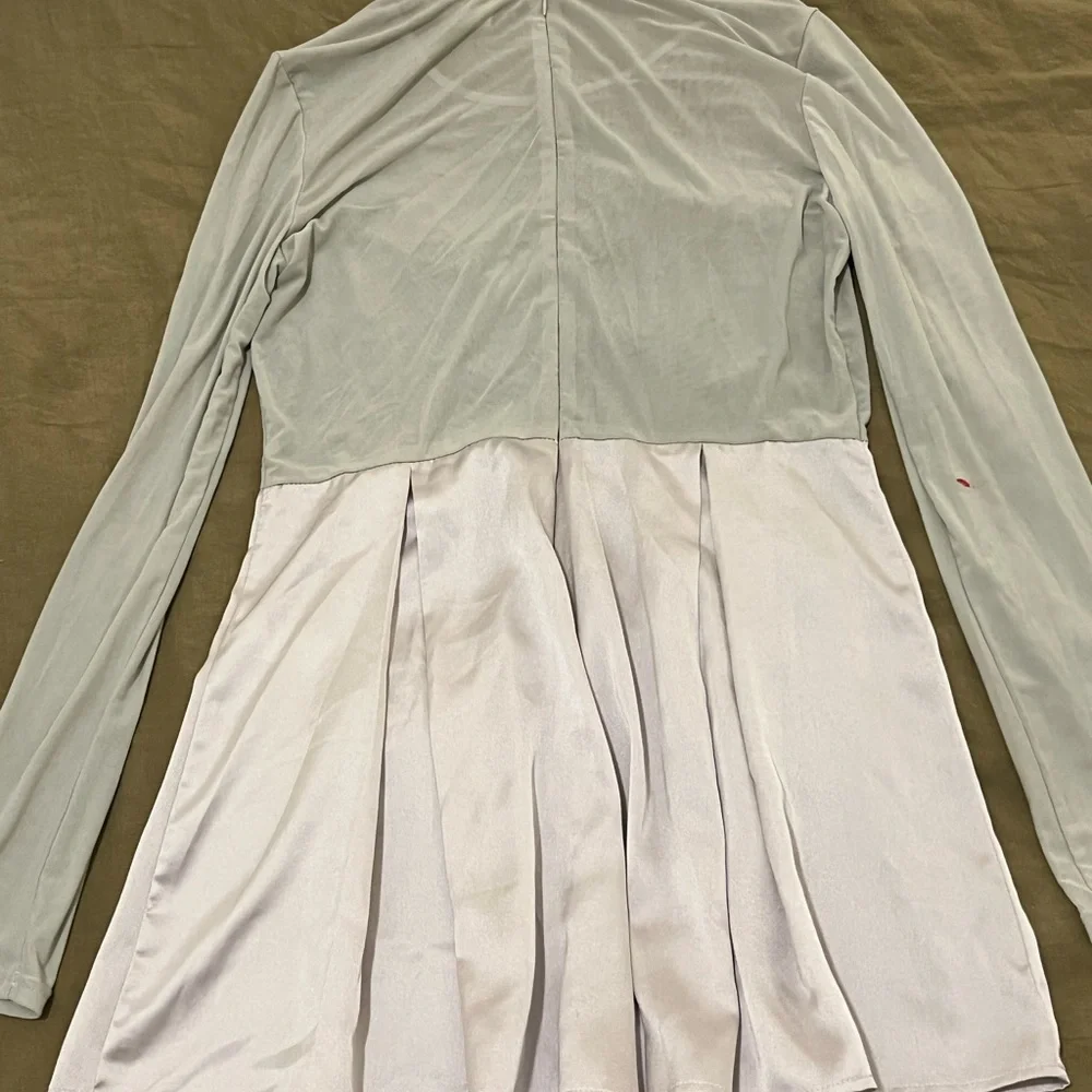 Romper - Picture 2 of 3